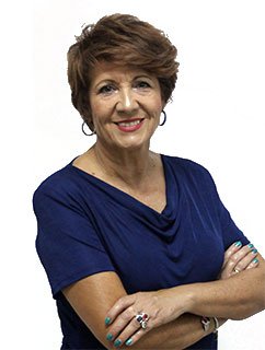 Dª. Albina Mateos Martínez